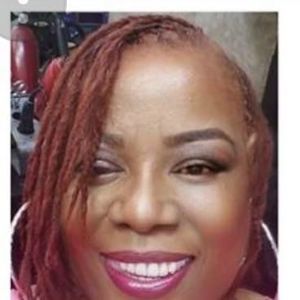 Meet your Posher, Carolyn